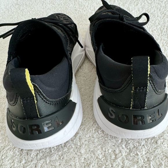 SOREL Women's Explorer Blitz Stride Black Jet Camo Sneakers Shoes Sz 7.5 - Picture 9 of 12